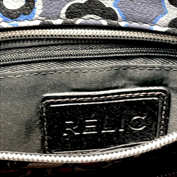 EUC Relic Psychedelic Print Vegan Leather Multi-Pocket Purse - Picture 9 of 15